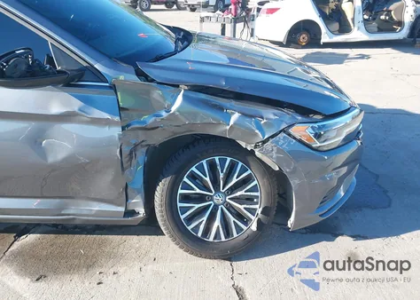 2019 Volkswagen Jetta 1.4T R-Line/1.4T S/1.4T Se z USA, uszkodzony, nr VIN 3VWC57BU3KM143867